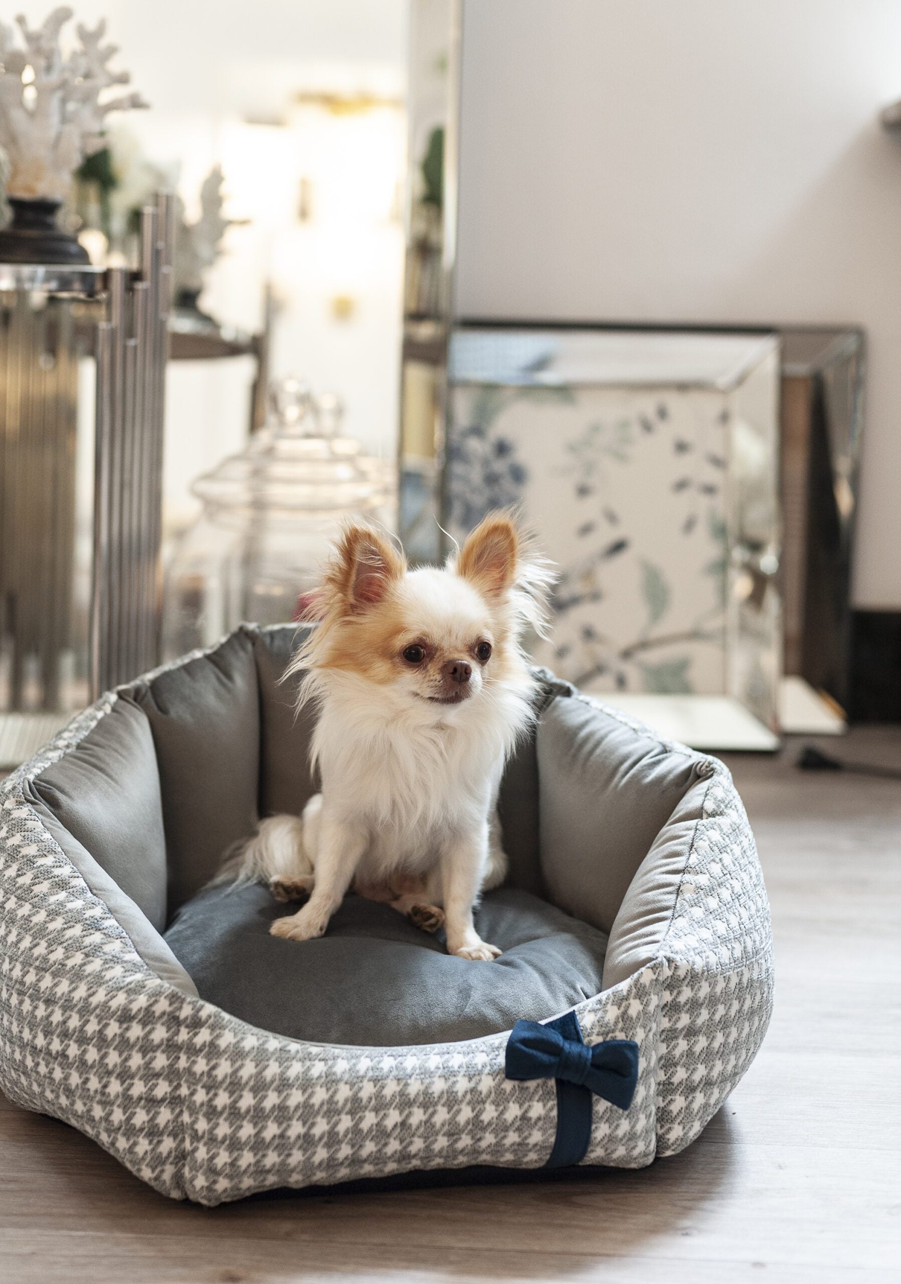 Luksusowe legowisko Glamour dla psa, szare