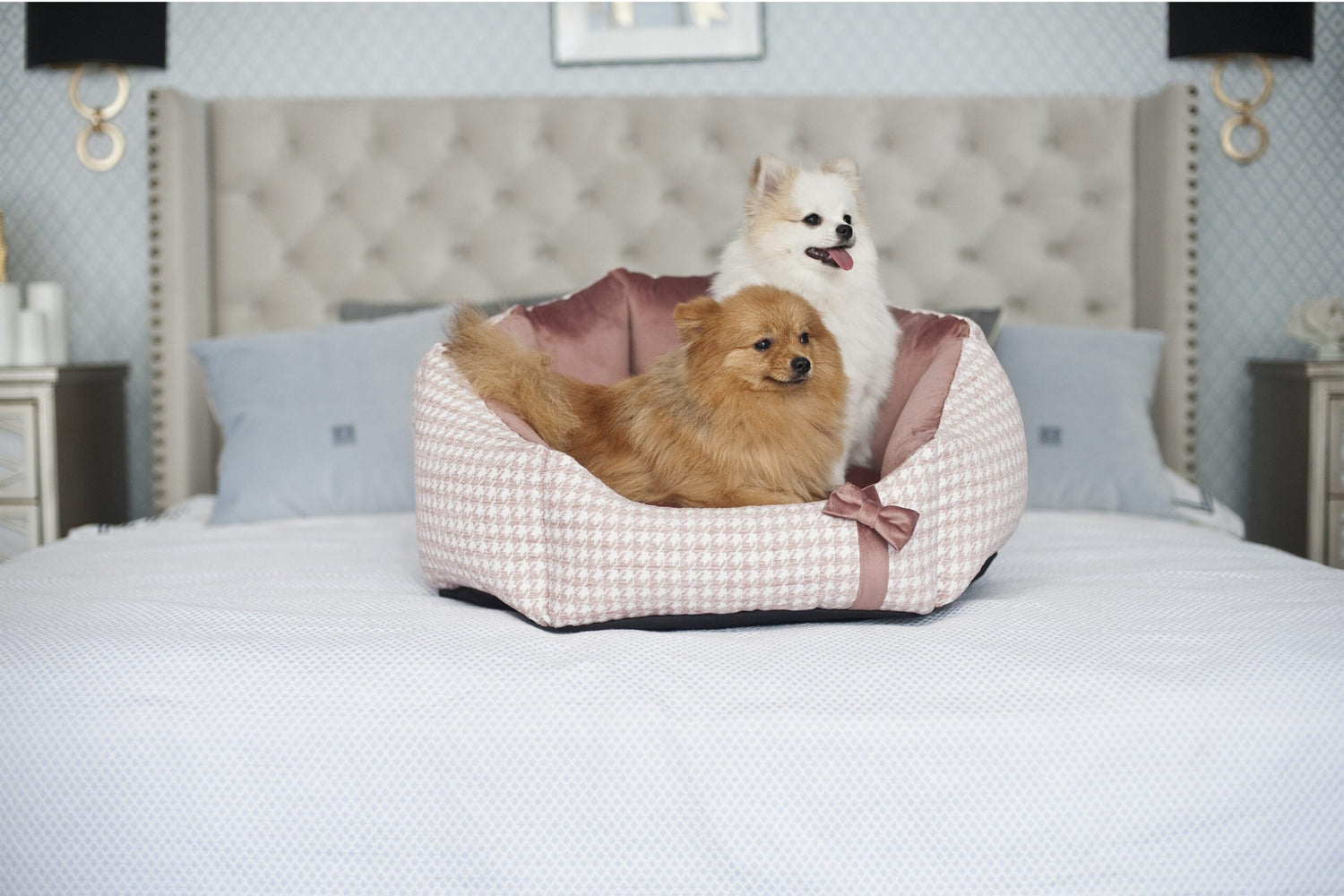 Glamour Luxury Dog Bed, Pink