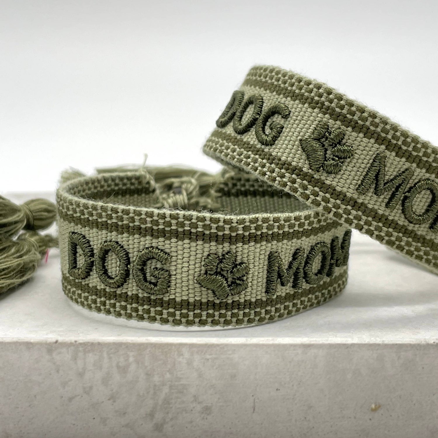 DOG MOM – Woven, Embroidered Statement Bracelet